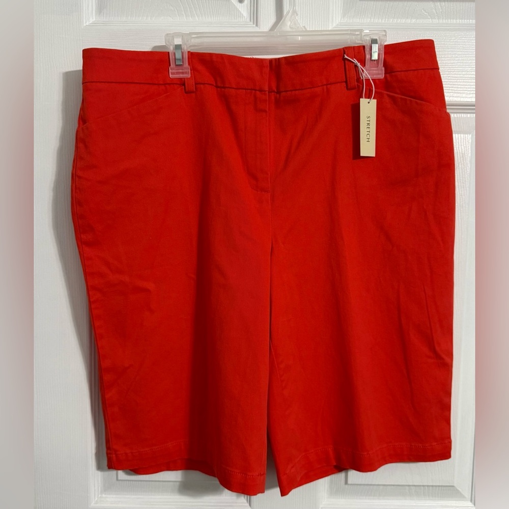 Stretch shorts by Jones New York